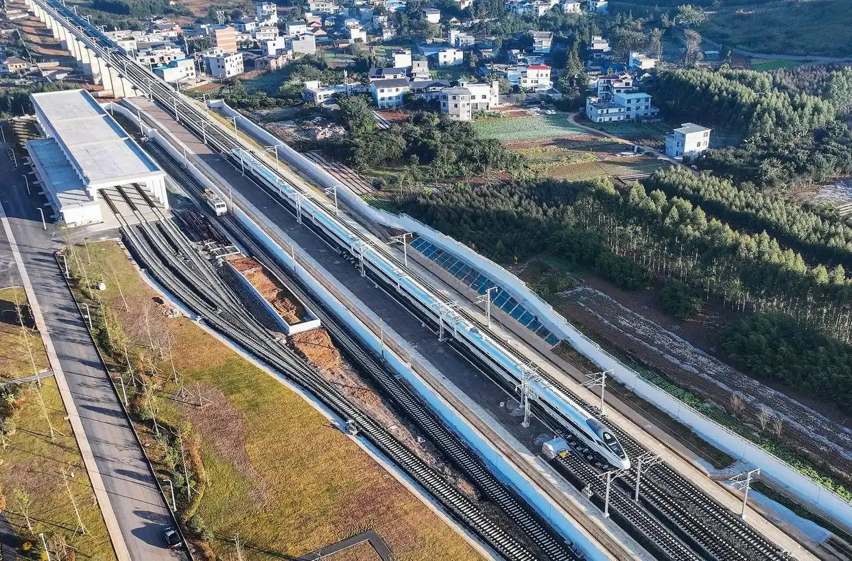 前两个月破700亿元！铁路投资保持高位运行